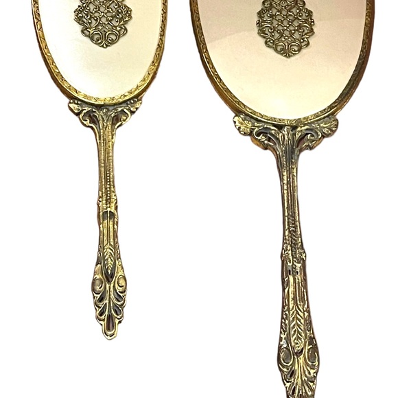 Vintage Antiqued Ormolu Brass heavy ornate metal Vanity set mirror brush - Picture 5 of 11